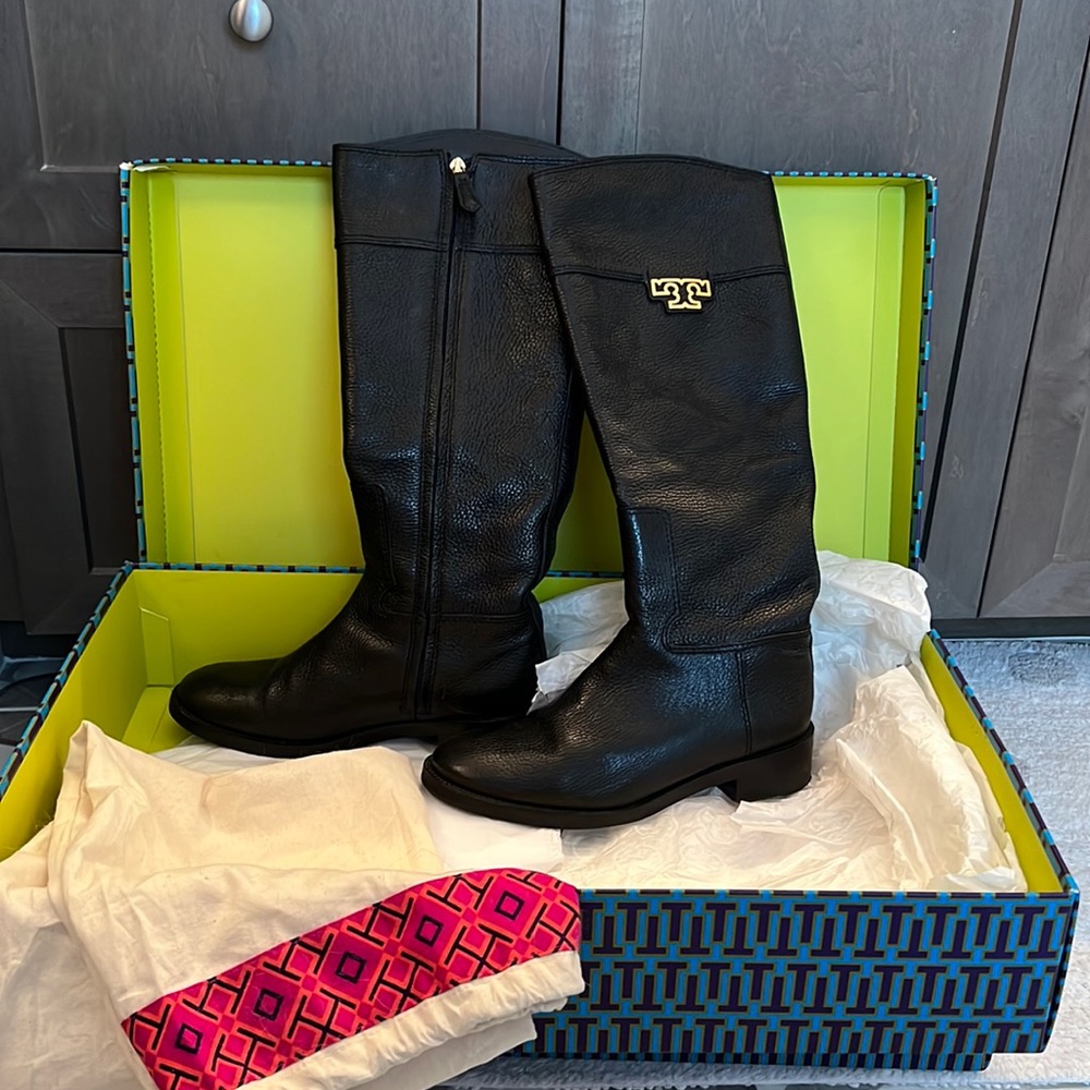 Tory Burch Joanna Black Leather riding boots Size 7
